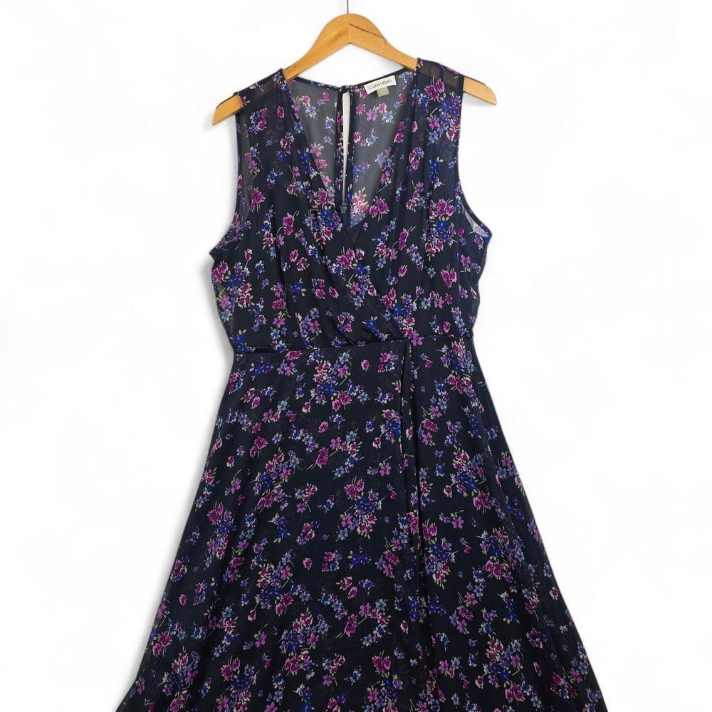 Calvin Klein Dress Navy Floral Print A-Line Hi-Low Wrap Size 14 - Picture 2 of 16